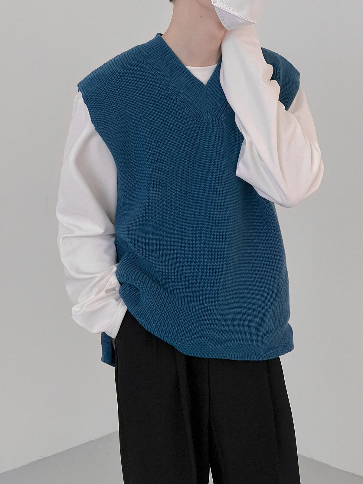 Жилет DAZO Studio Solid Colored Fine Knit Split Vest (2)