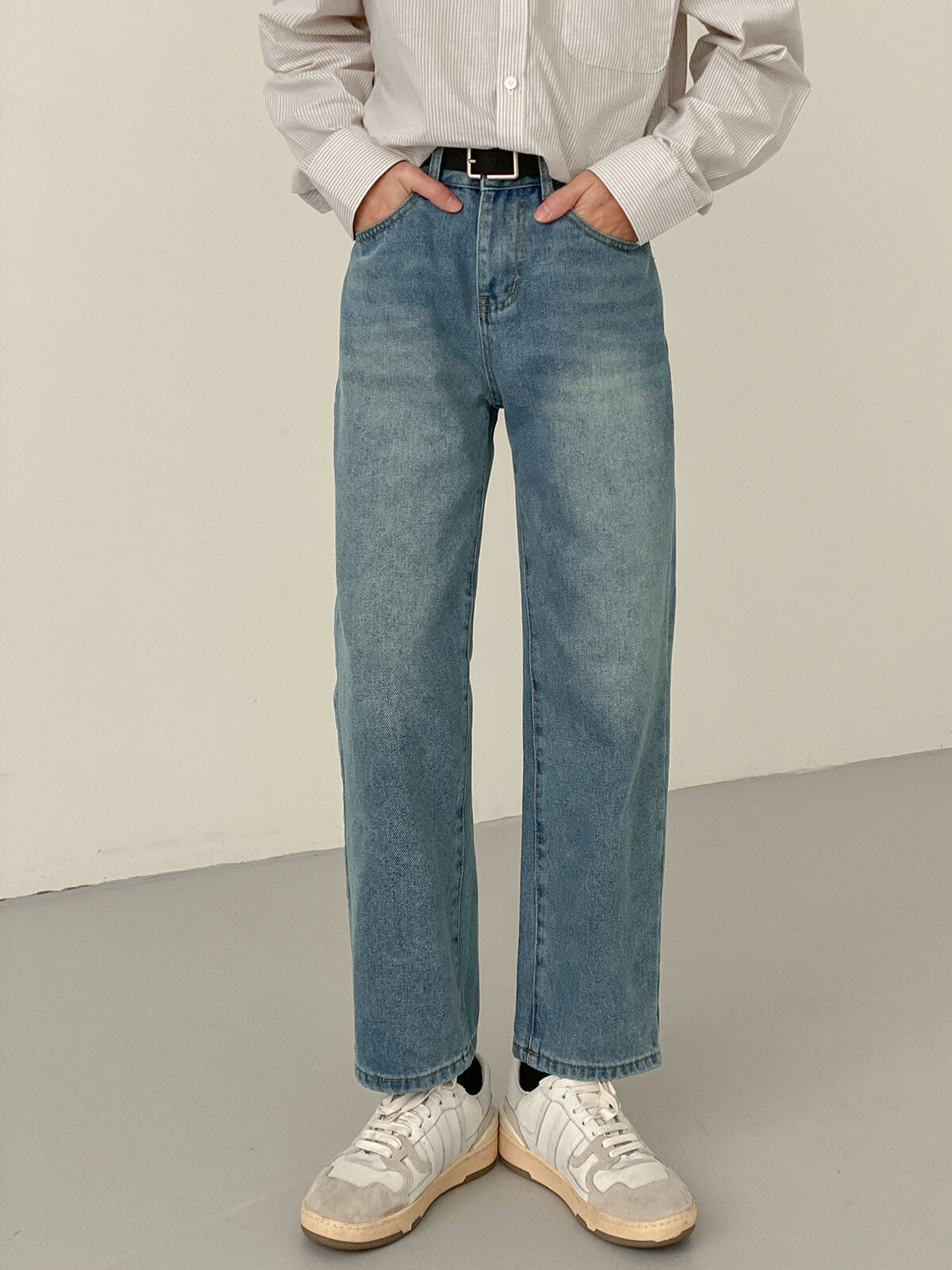 Джинсы DAZO Studio Lightly Washed Straight Jeans (4)