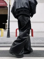 Брюки "BLACKLIST 8404 PU Leather Cargo Pants" — изображение 2
