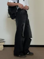 Джинсы "19 Studio 022X07 Ripped Edge Jeans" — изображение 2