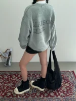 Свитер "19 Studio Memories Inscription Sweater" — изображение 17
