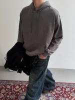 Худи "19 Studio Basic Medium Hoodie" — изображение 5