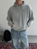 Худи "19 Studio Basic Medium Hoodie" — изображение 2