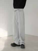 Брюки "DAZO Studio Drawstring Wide Sweatpants" — изображение 4