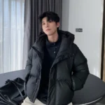 Пуховик "Hualun Monochrome Short Down Jacket"