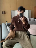 Свитер "Hualun High Collar Sweater" — изображение 2