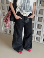 Джинсы "19 Studio Contrast Stitch Jeans"