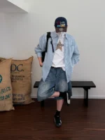 Шорты "19 Studio Straight Aged Denim Shorts" — изображение 5