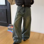 Джинсы “19 Studio Vintage Distressed Wide-Leg Jeans”