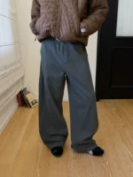 Джинсы "19 Studio Vintage Washed Straight Jeans"