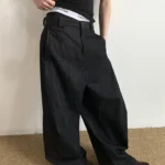 Джинсы "MION Raw Volume Jeans"