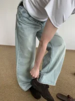 Джинсы "MION Washed Wide Denim Jeans" — изображение 2