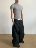 Футболка "MION Mock Neck Fitted Tee" — изображение 3