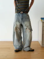 Джинсы «19 Studio Distressed Wide Leg Jeans»