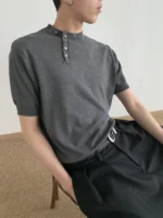 Футболка «MION Diagonal Button Knitted T-Shirt»